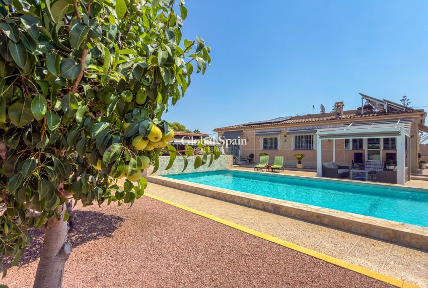 Resale - HOUSE -
CATRAL - Catral