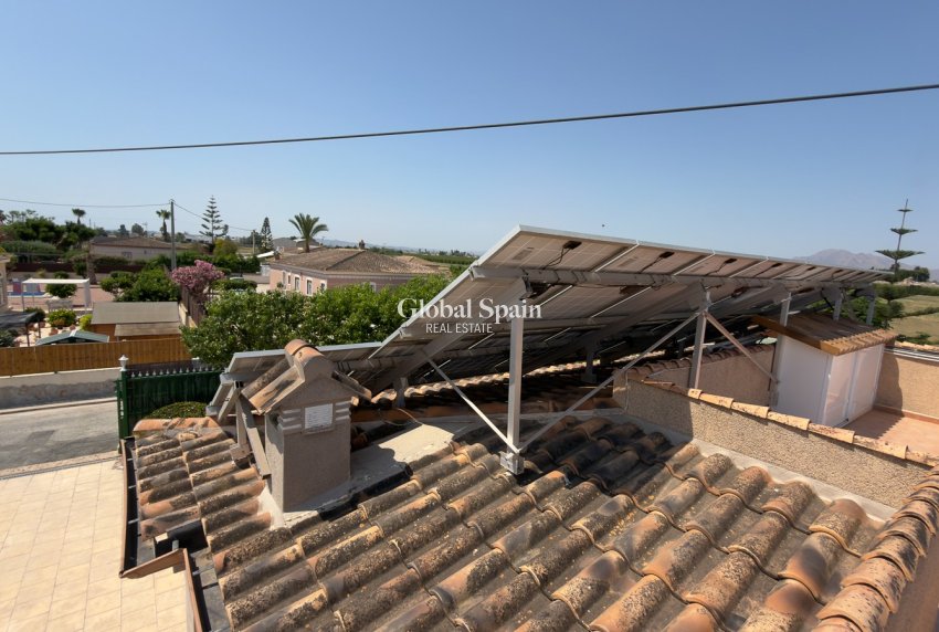 Resale - HOUSE -
CATRAL - Catral