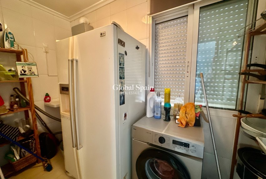 Resale - HOUSE -
CATRAL - Catral