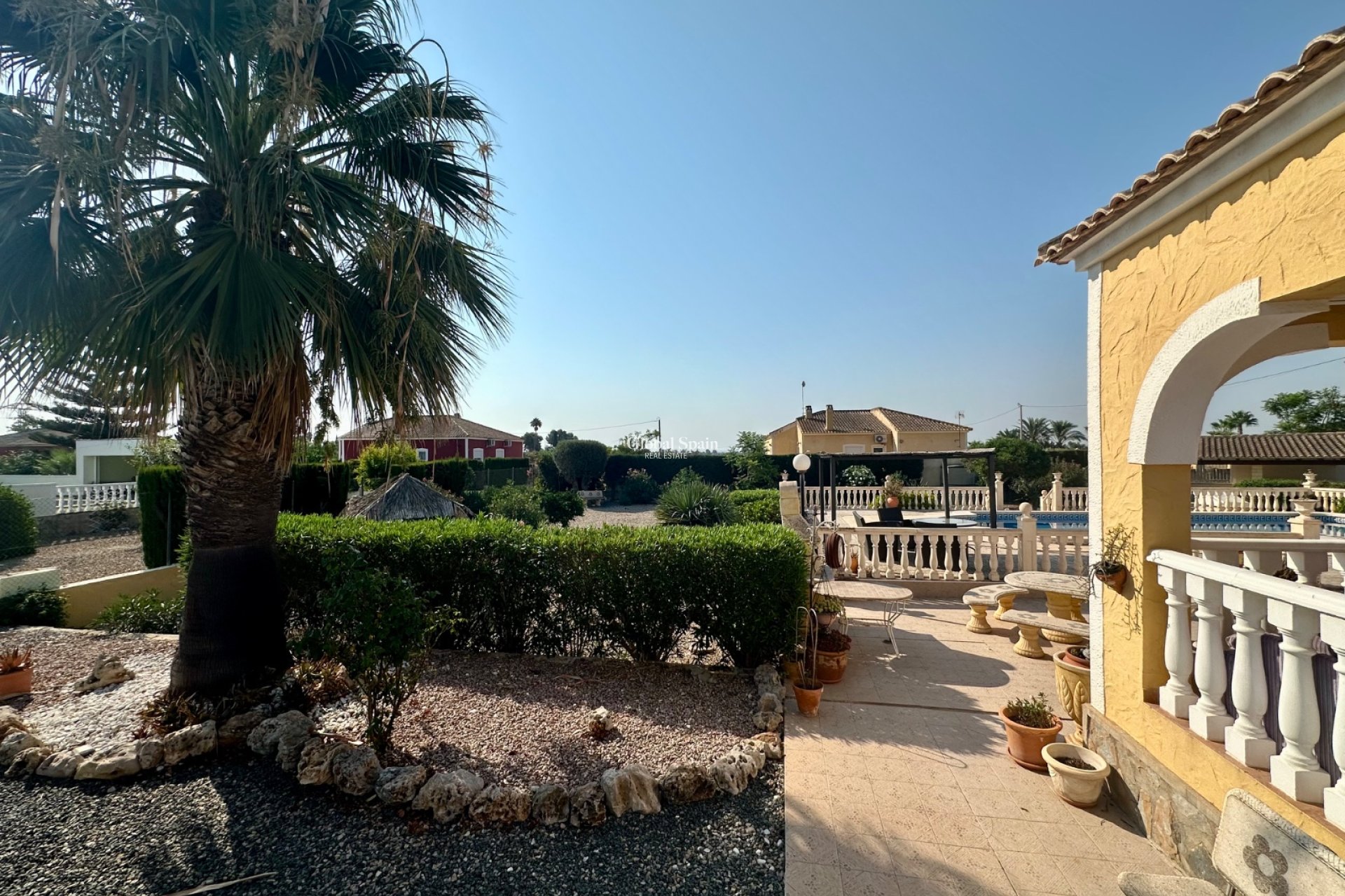 Resale - HOUSE -
CATRAL - Catral