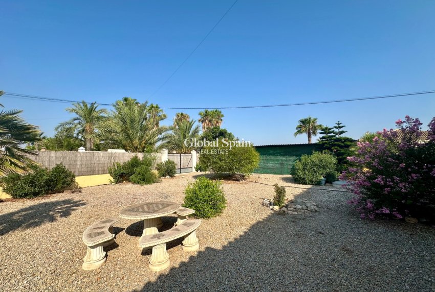 Resale - HOUSE -
CATRAL - Catral