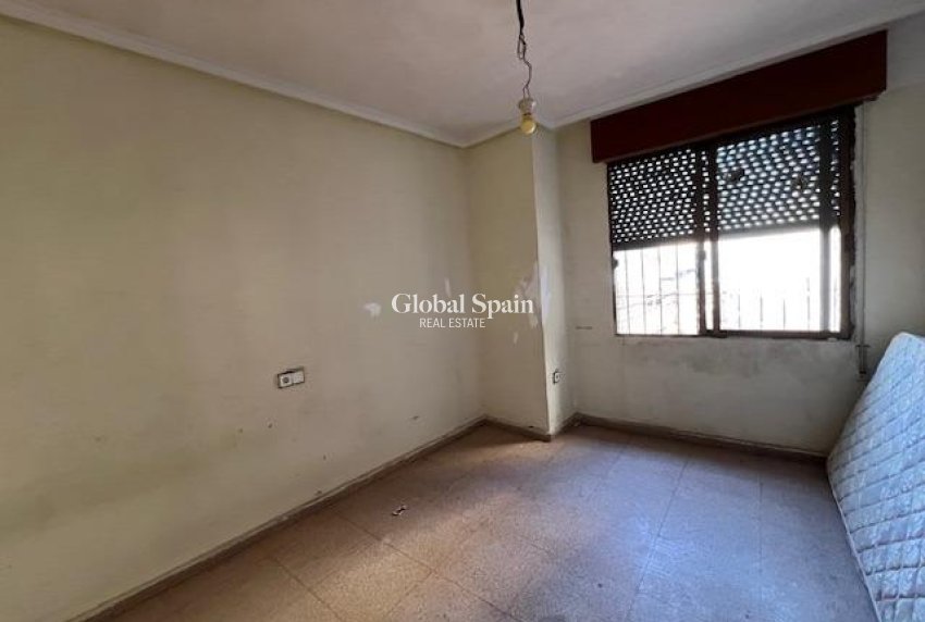 Resale - HOUSE -
CATRAL - Comunidad Valenciana