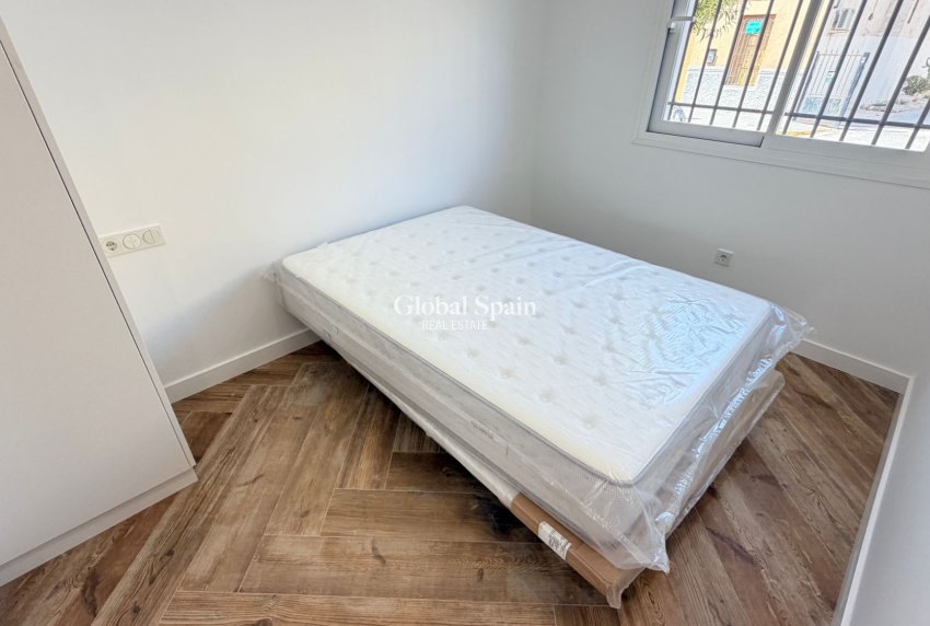 Resale - HOUSE -
CATRAL - Costa Blanca