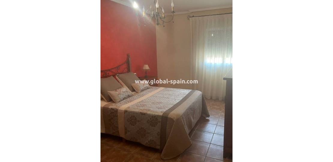 Resale - House - Catral