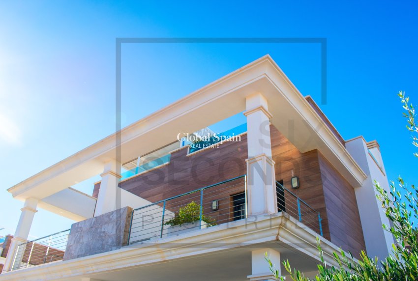 Resale - HOUSE -
CIUDAD QUESADA - Ciudad Quesada