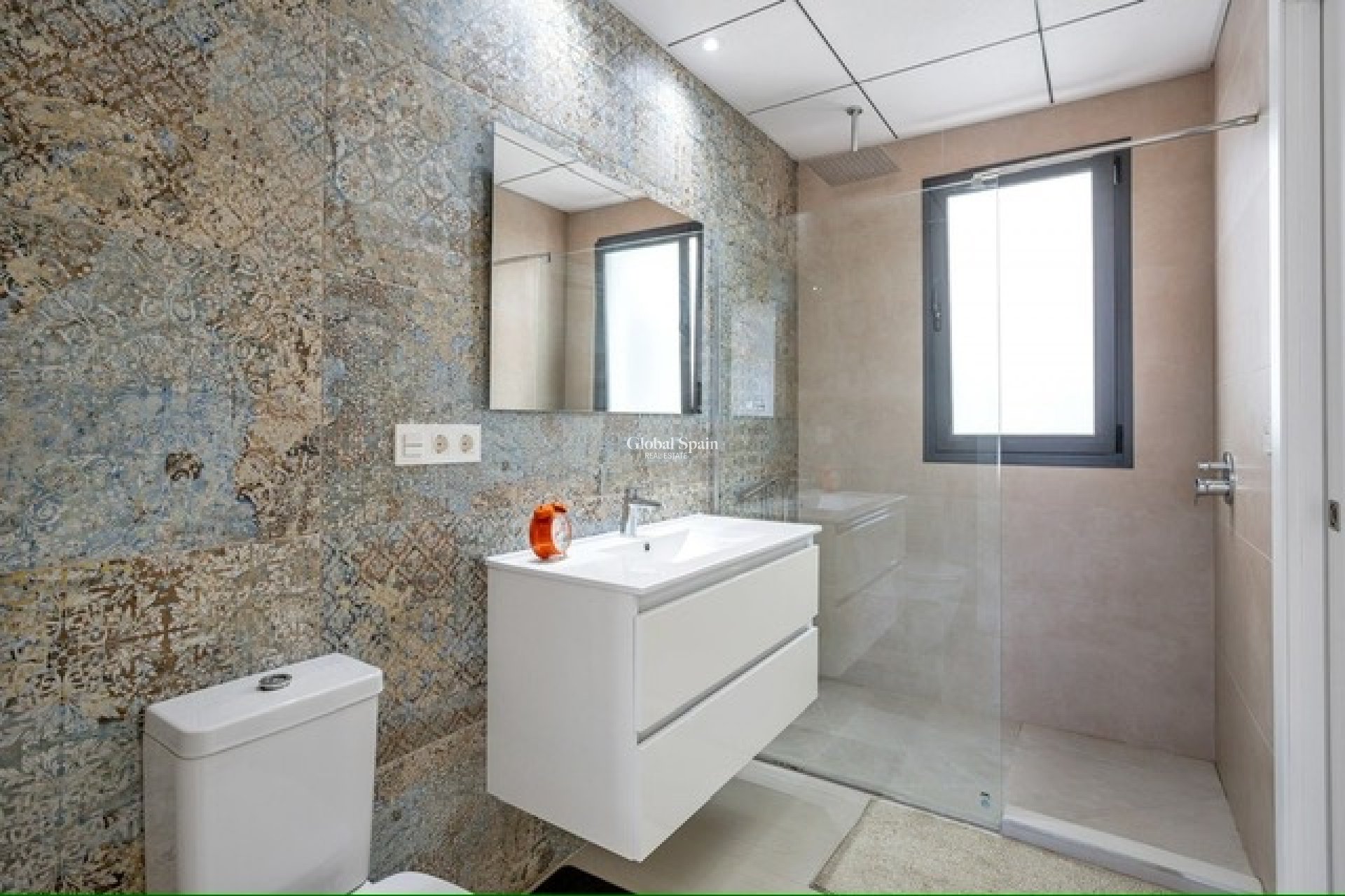 Resale - HOUSE -
CIUDAD QUESADA - Costa Blanca South