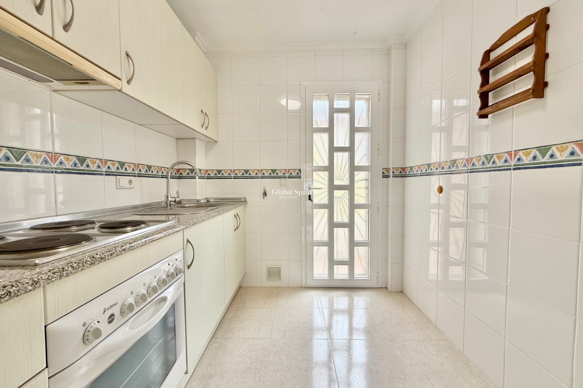 Resale - HOUSE -
CIUDAD QUESADA - Doña Pepa