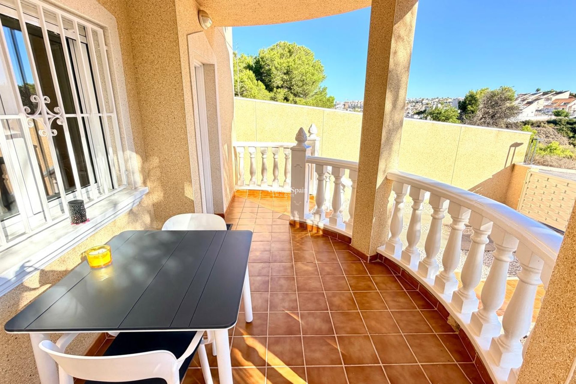 Resale - HOUSE -
CIUDAD QUESADA - La Marquesa Golf