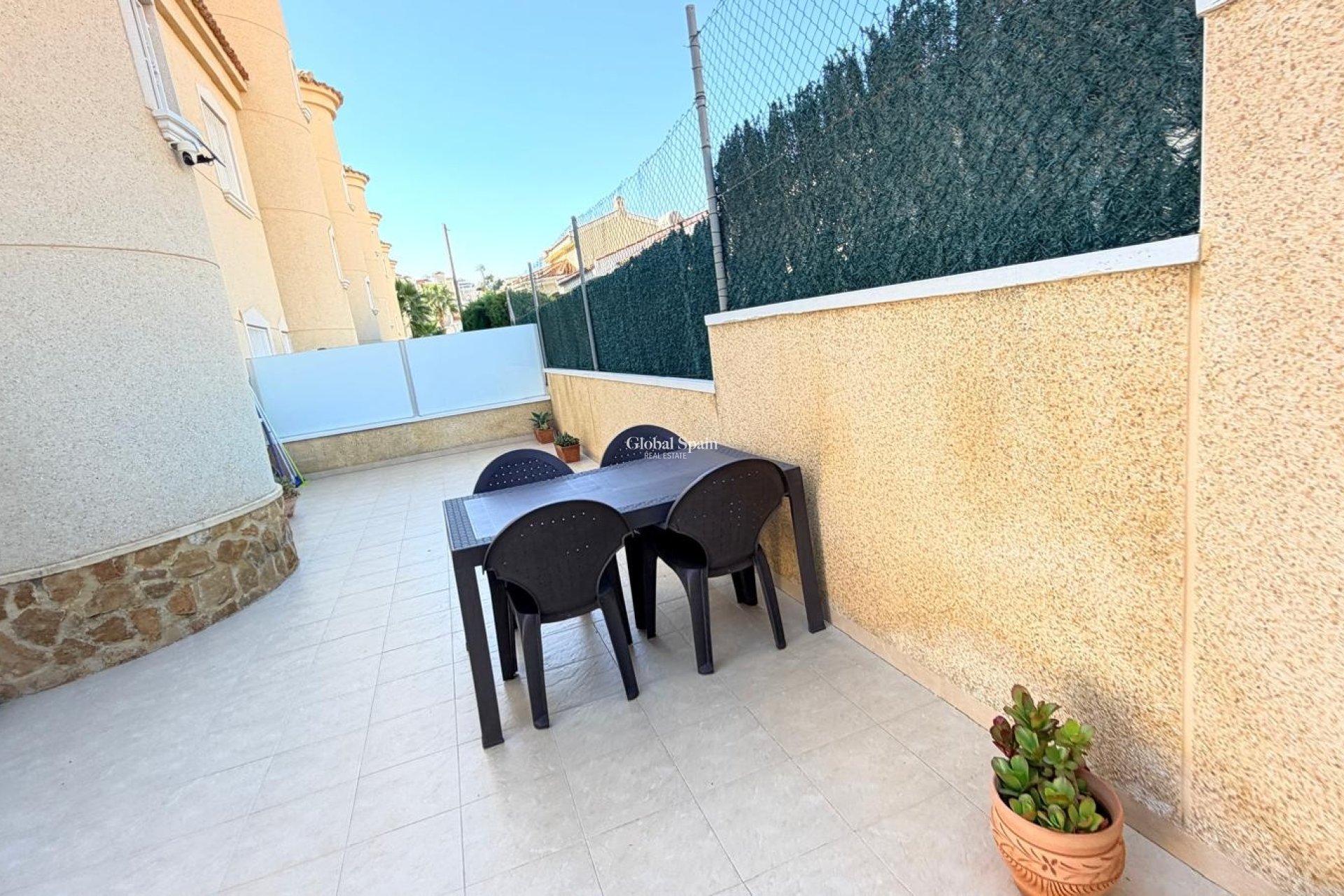 Resale - HOUSE -
CIUDAD QUESADA - La Marquesa Golf