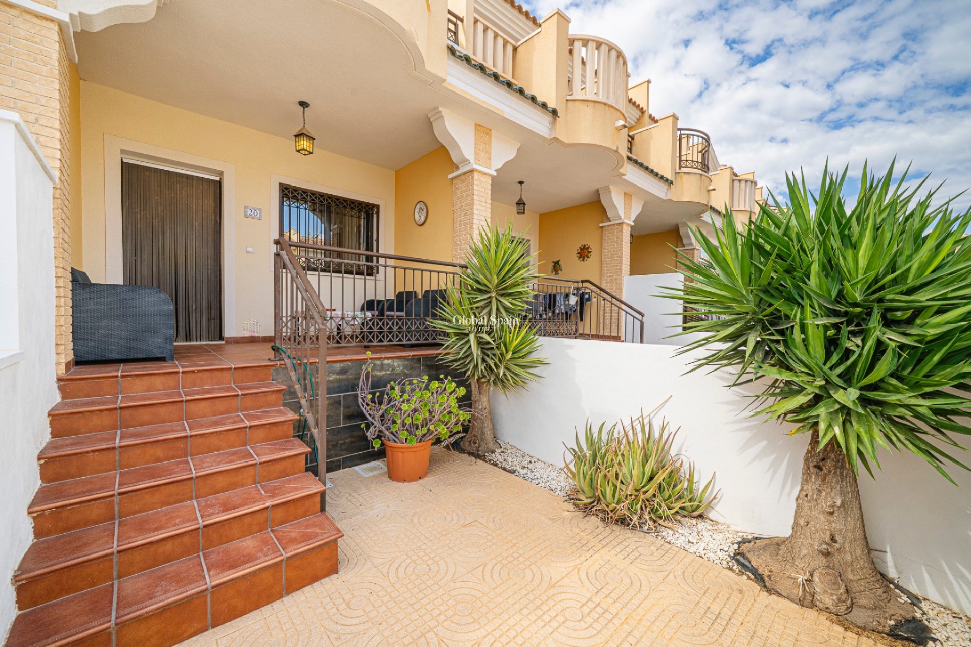 Resale - HOUSE -
CIUDAD QUESADA - Lo Marabú