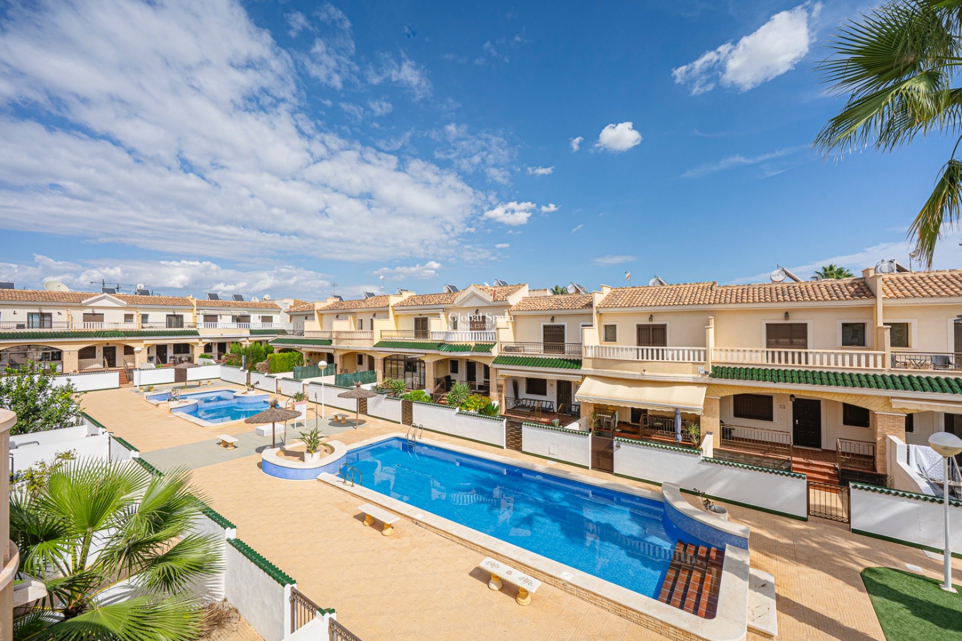 Resale - HOUSE -
CIUDAD QUESADA - Lo Marabú