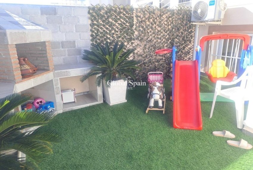 Resale - House -
CIUDAD QUESADA