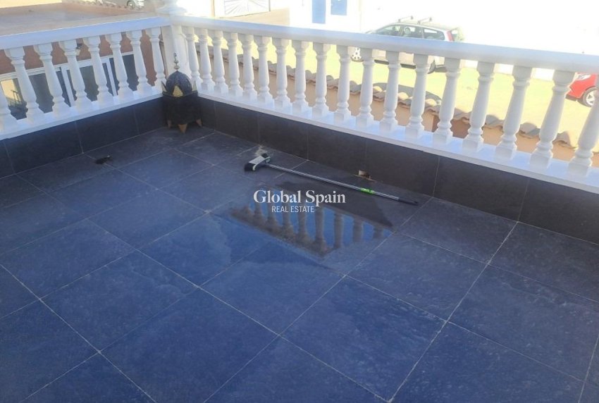 Resale - House -
CIUDAD QUESADA