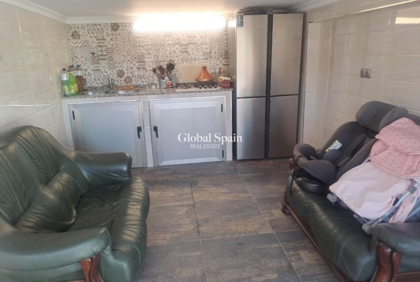 Resale - House -
CIUDAD QUESADA