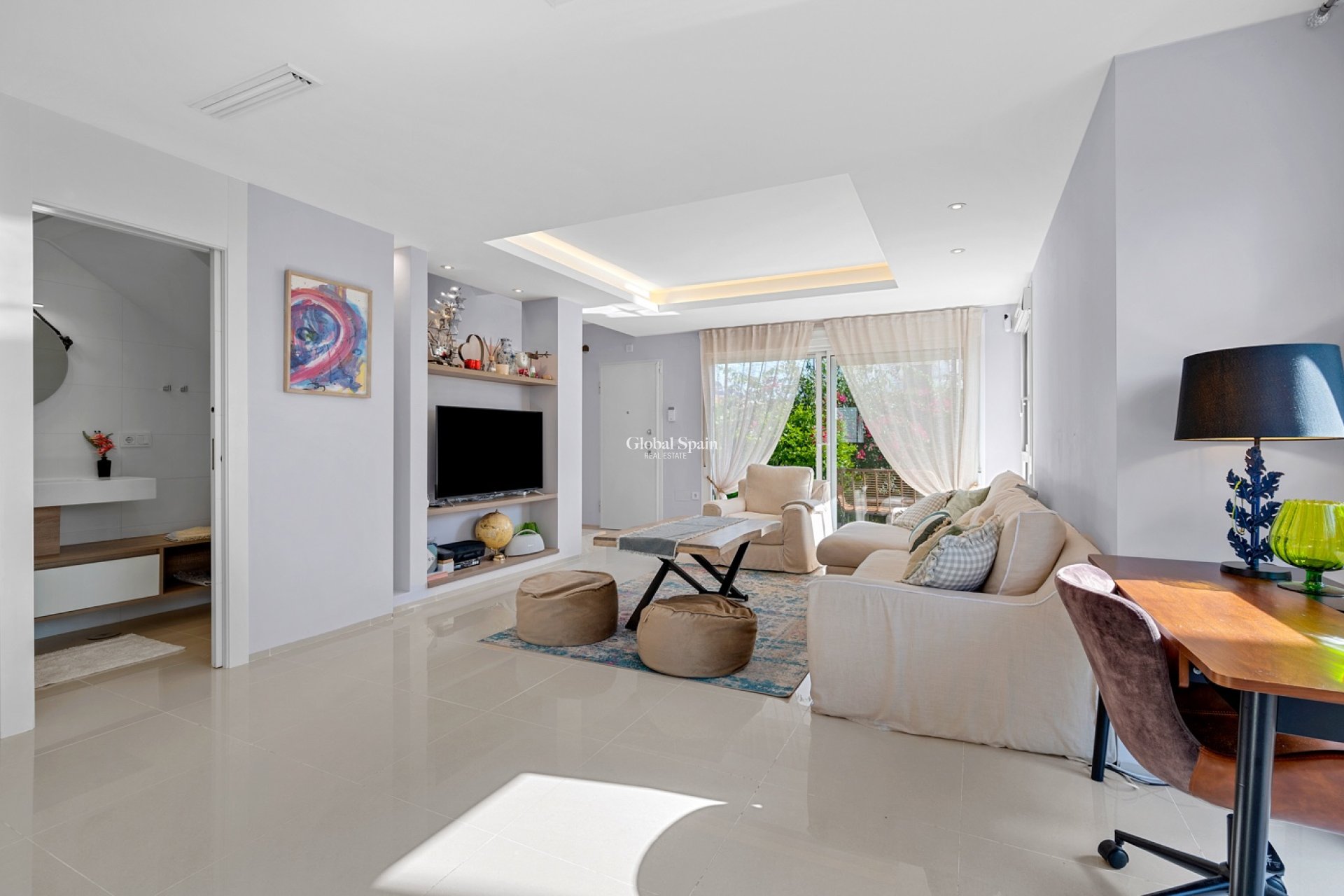 Resale - HOUSE -
CIUDAD QUESADA