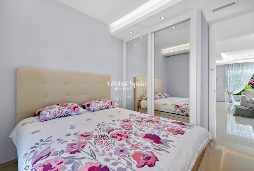 Resale - HOUSE -
CIUDAD QUESADA