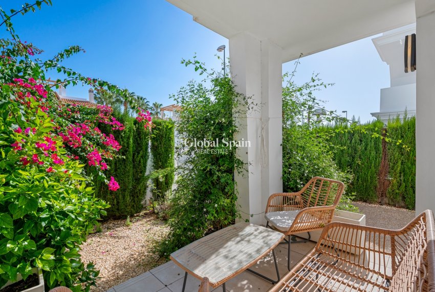 Resale - HOUSE -
CIUDAD QUESADA