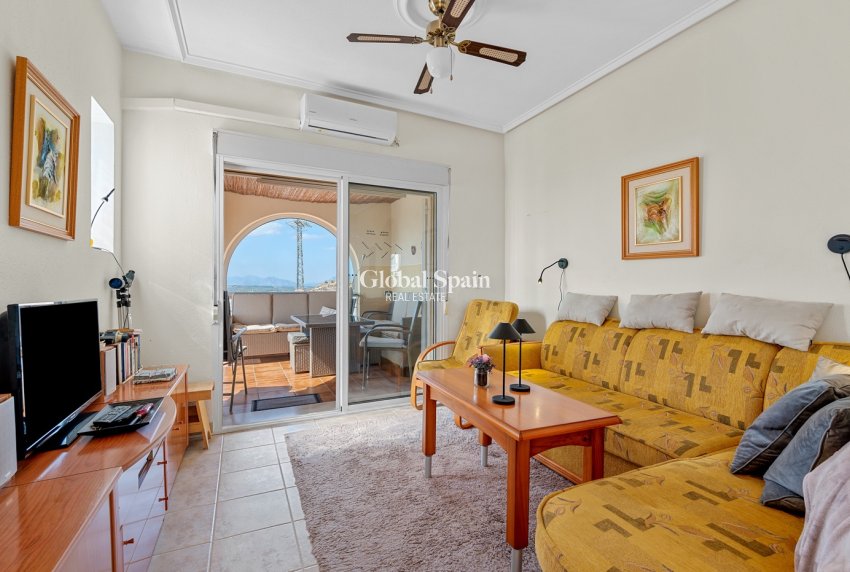 Resale - HOUSE -
CIUDAD QUESADA