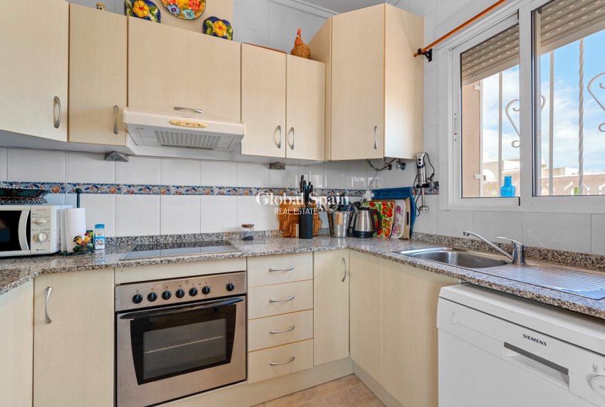 Resale - HOUSE -
CIUDAD QUESADA