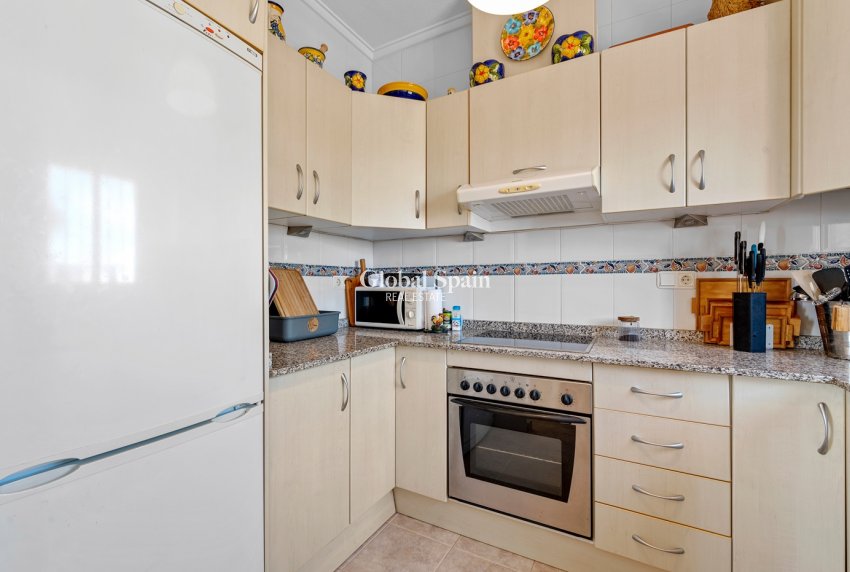 Resale - HOUSE -
CIUDAD QUESADA