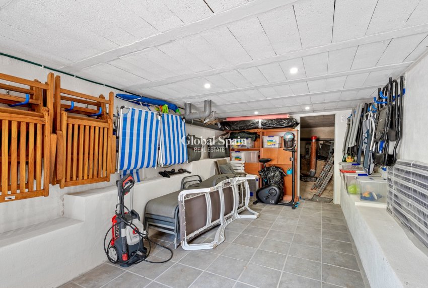 Resale - HOUSE -
CIUDAD QUESADA