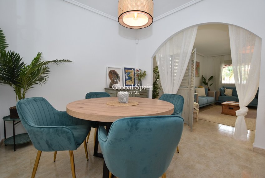 Resale - HOUSE -
CIUDAD QUESADA