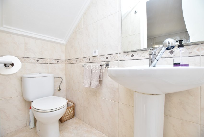 Resale - HOUSE -
CIUDAD QUESADA