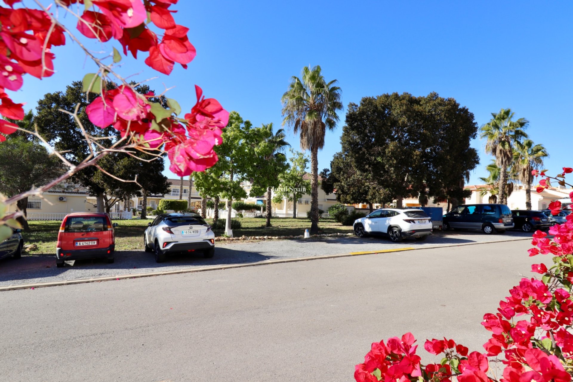 Resale - HOUSE -
CIUDAD QUESADA