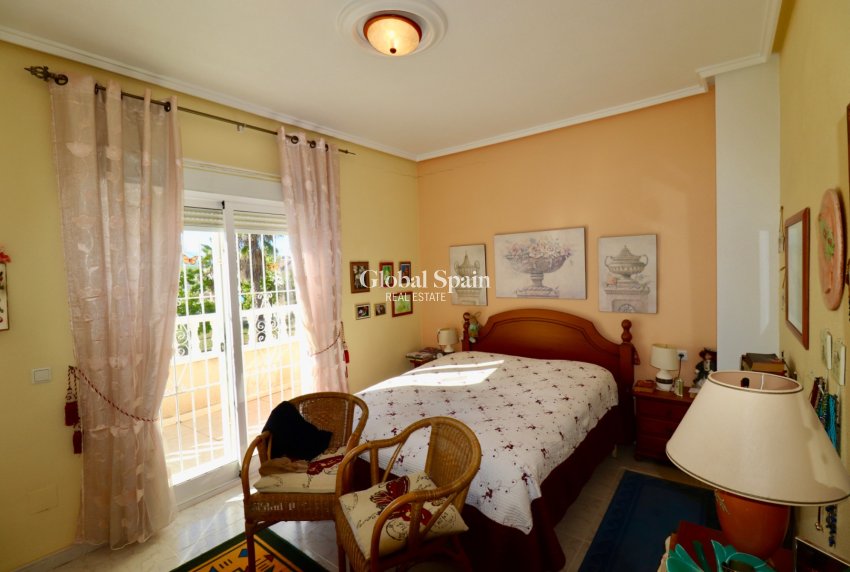 Resale - HOUSE -
CIUDAD QUESADA