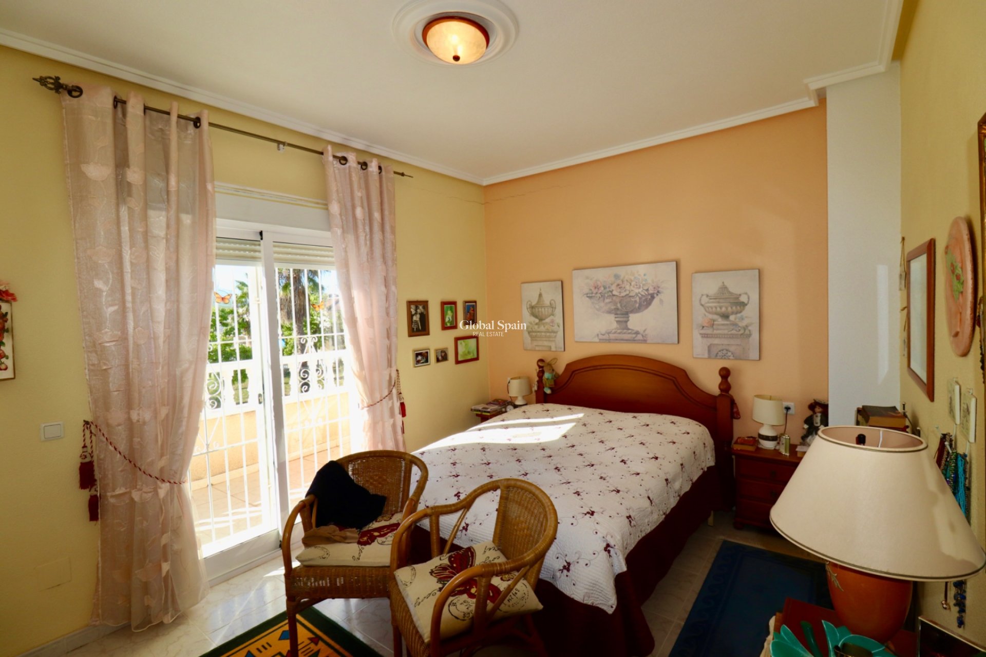 Resale - HOUSE -
CIUDAD QUESADA