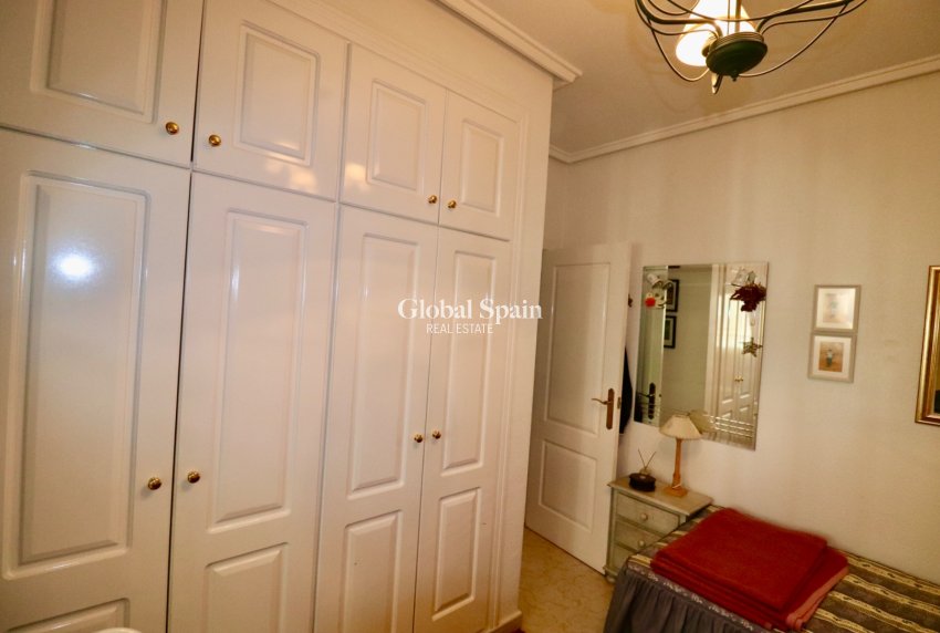 Resale - HOUSE -
CIUDAD QUESADA