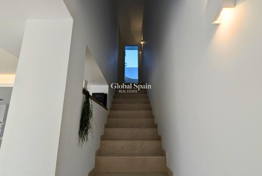 Resale - HOUSE -
CIUDAD QUESADA