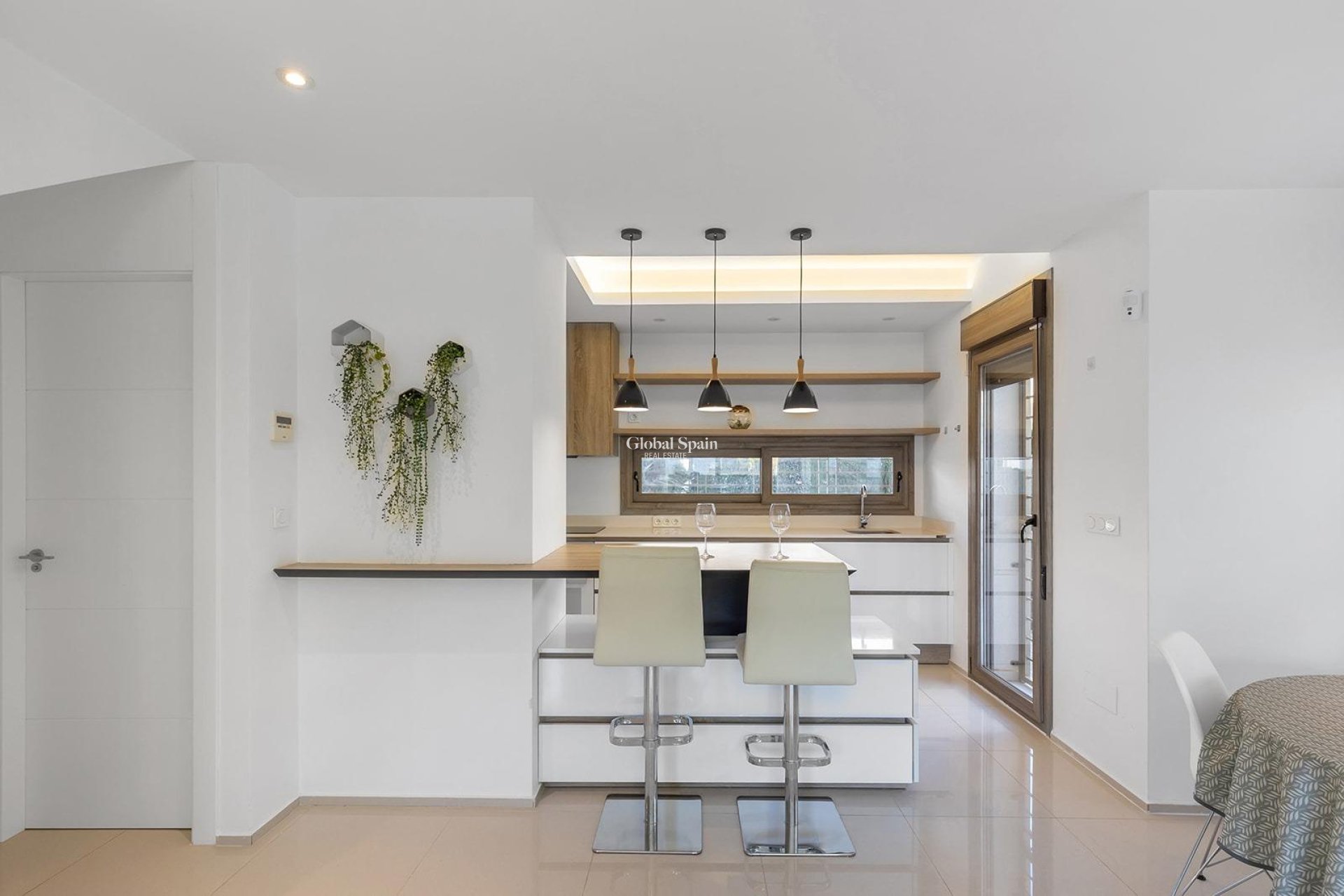 Resale - HOUSE -
CIUDAD QUESADA