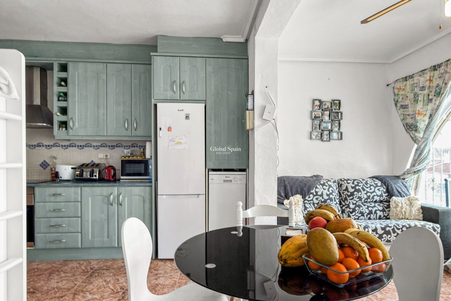 Resale - HOUSE -
CIUDAD QUESADA