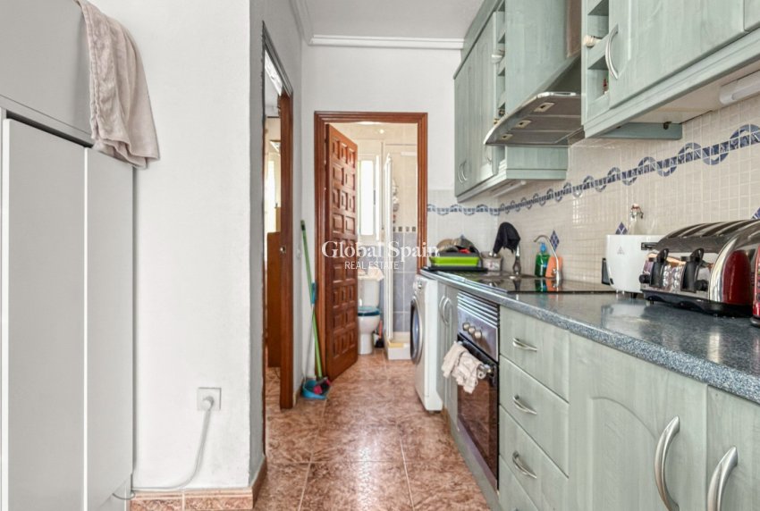 Resale - HOUSE -
CIUDAD QUESADA