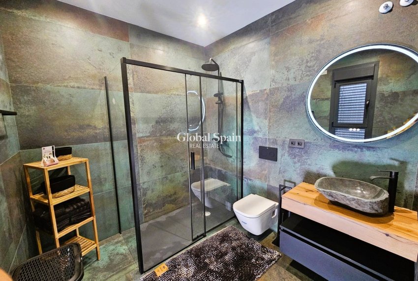 Resale - HOUSE -
CIUDAD QUESADA