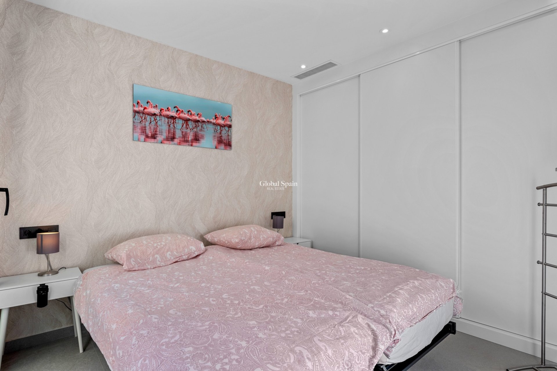 Resale - HOUSE -
CIUDAD QUESADA