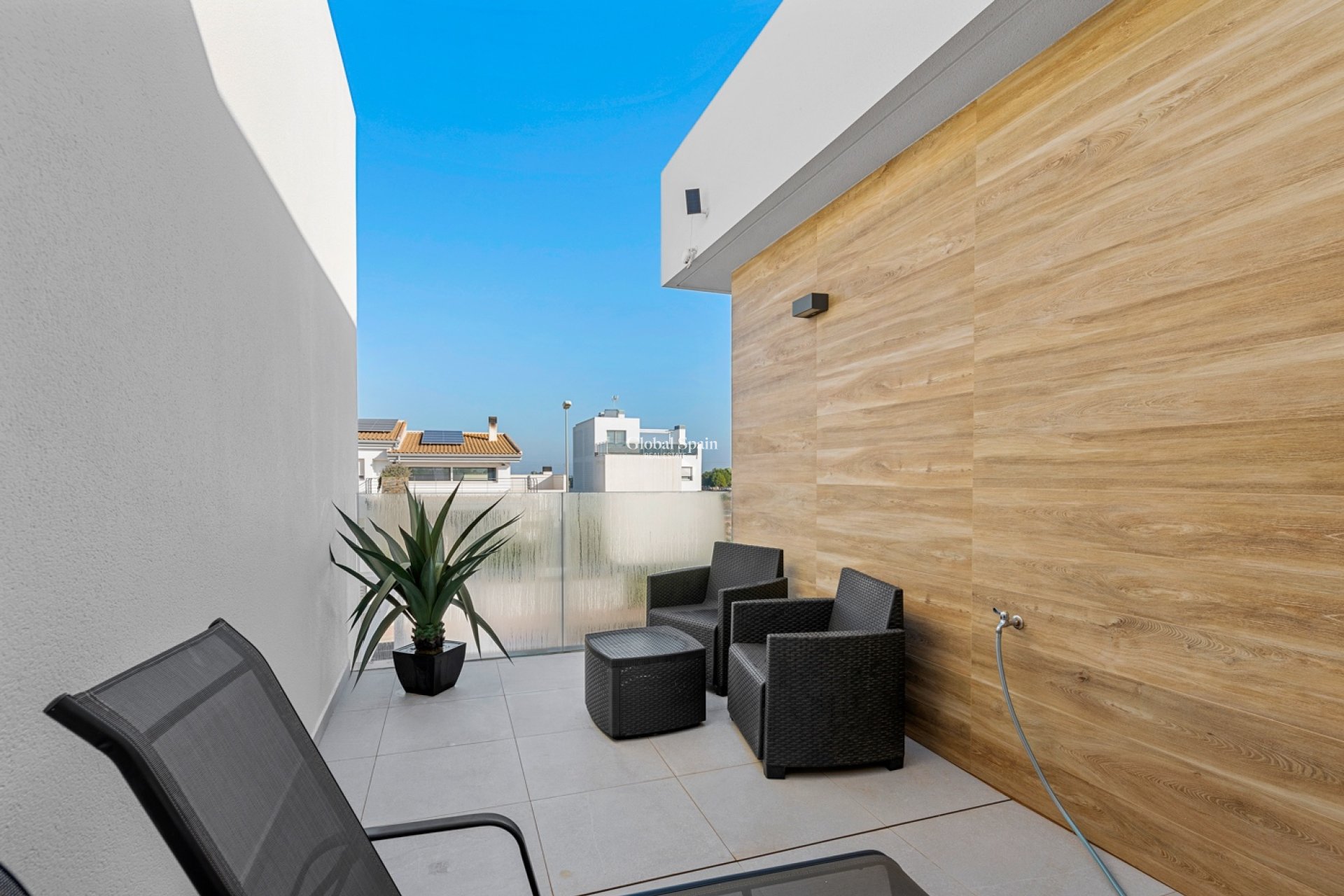 Resale - HOUSE -
CIUDAD QUESADA