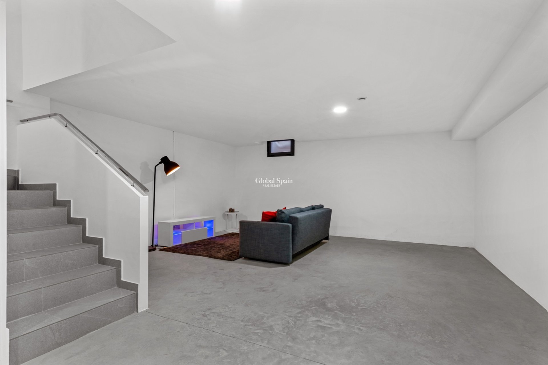 Resale - HOUSE -
CIUDAD QUESADA