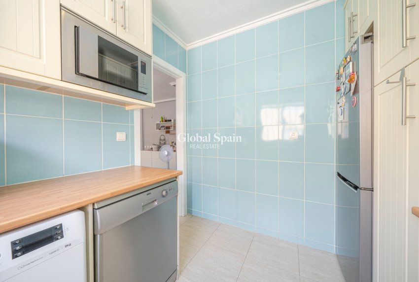 Resale - HOUSE -
CIUDAD QUESADA