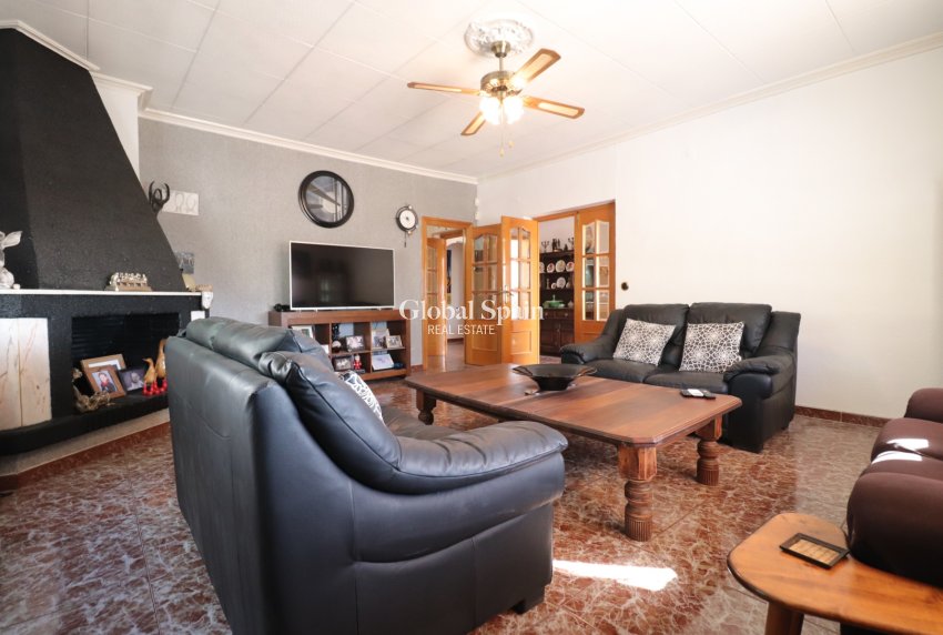 Resale - HOUSE -
Crevillente - Crevillente - Country