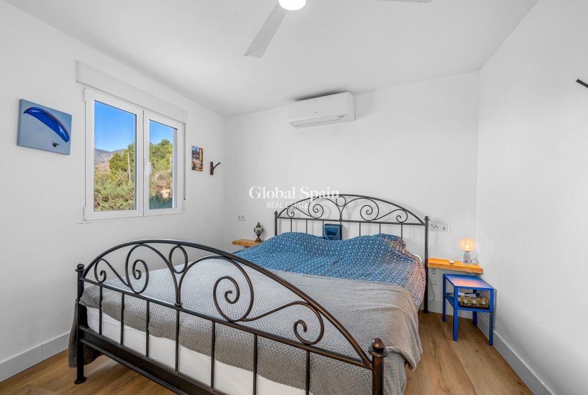 Resale - HOUSE -
CREVILLENTE - Inland