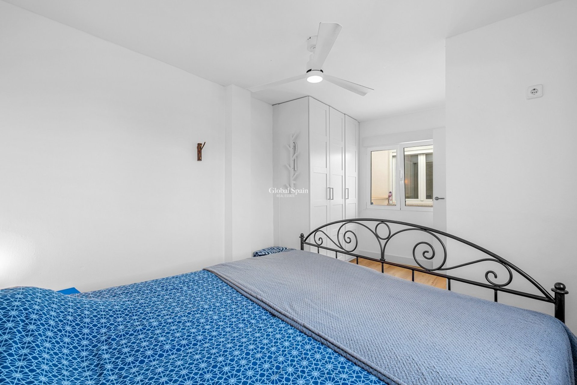 Resale - HOUSE -
CREVILLENTE - Inland