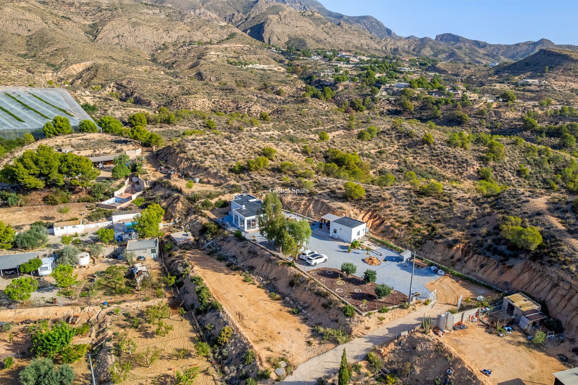 Resale - HOUSE -
CREVILLENTE - Inland