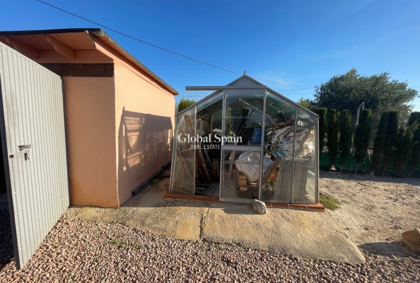 Resale - HOUSE -
CREVILLENTE - Inland