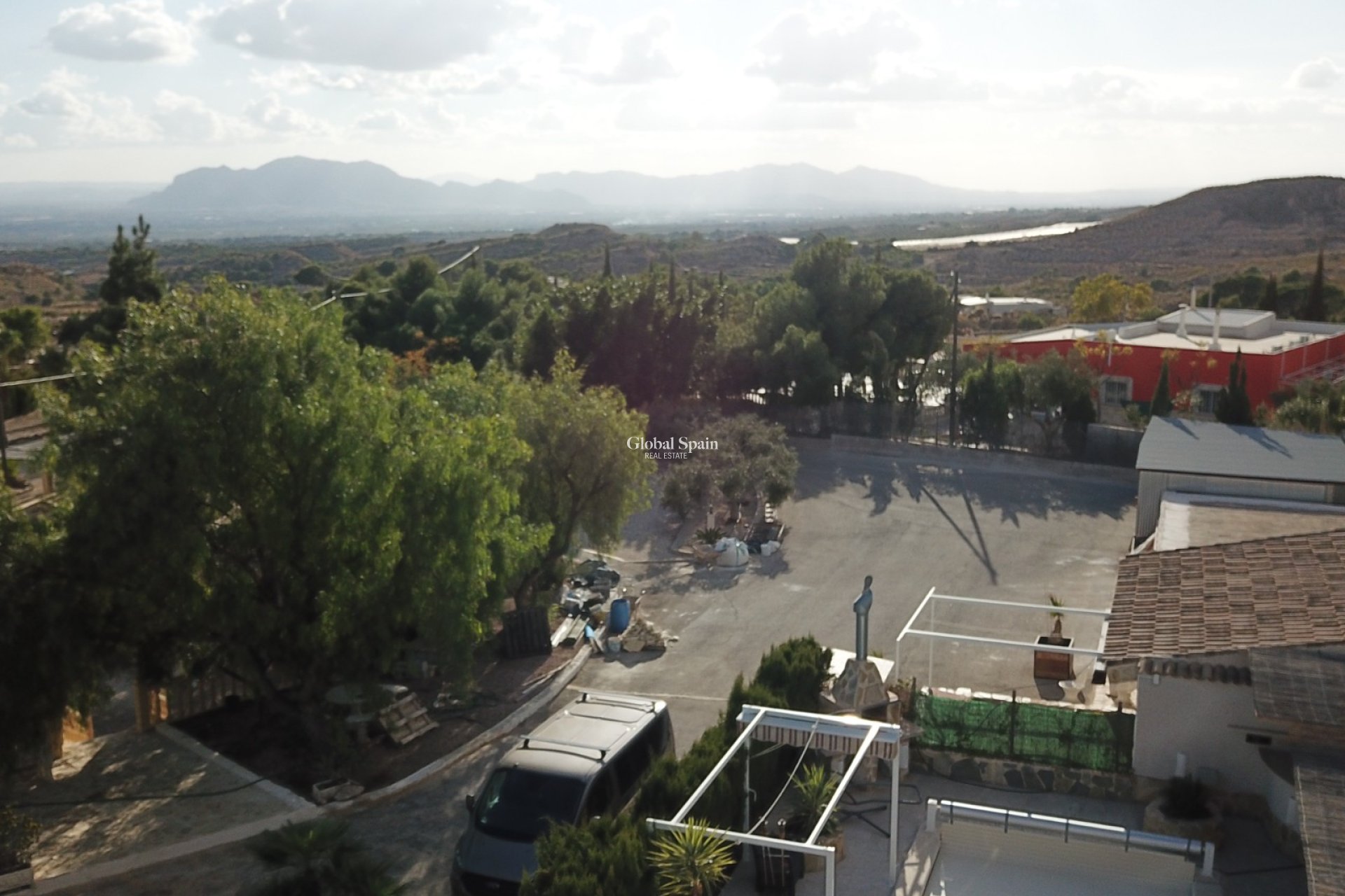 Resale - HOUSE -
CREVILLENTE - Inland