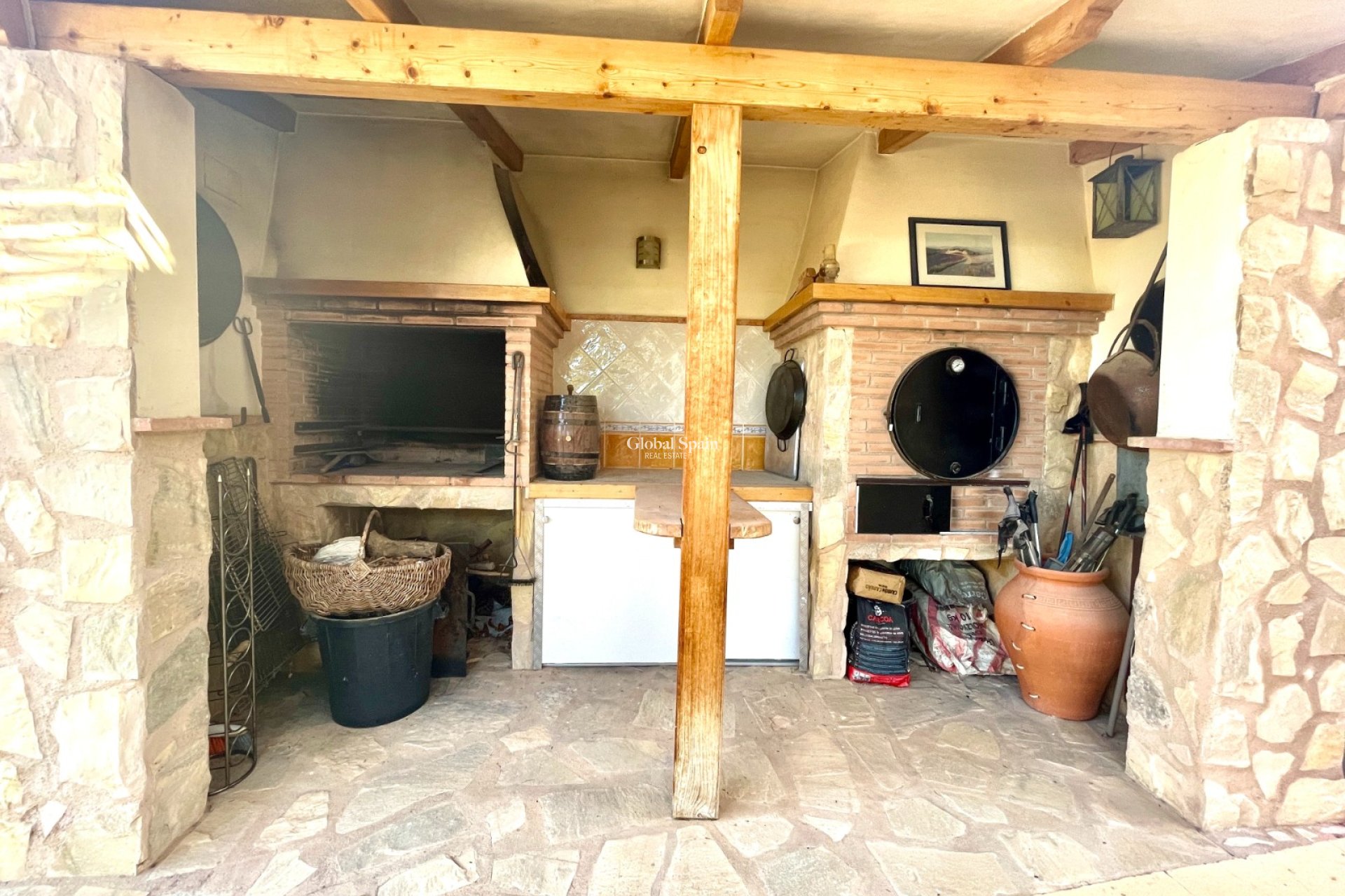 Resale - HOUSE -
CREVILLENTE - Inland