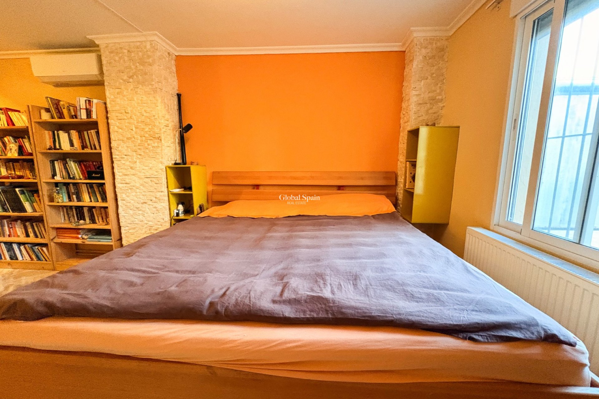 Resale - HOUSE -
CREVILLENTE