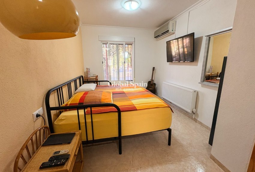 Resale - HOUSE -
CREVILLENTE