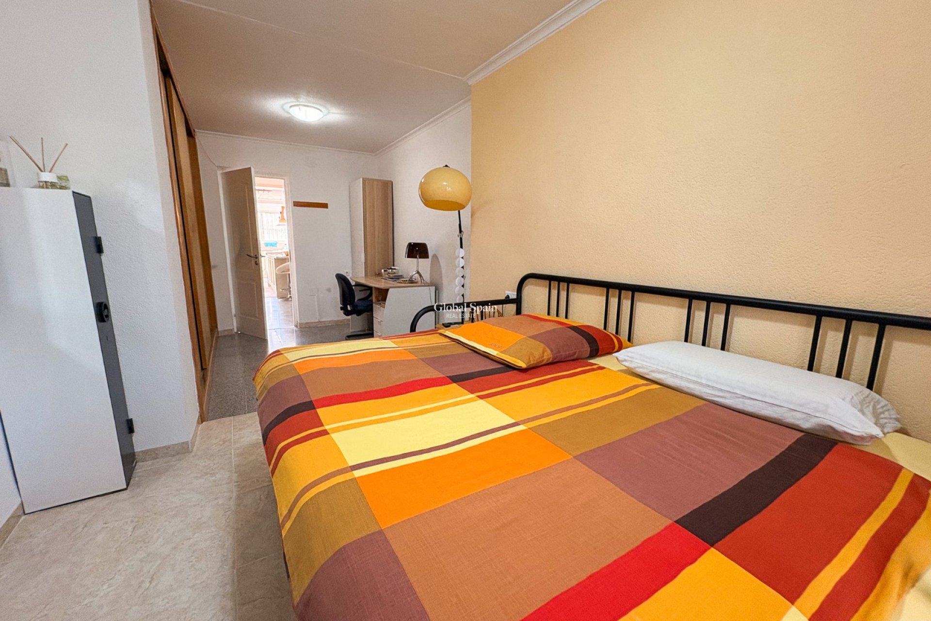 Resale - HOUSE -
CREVILLENTE